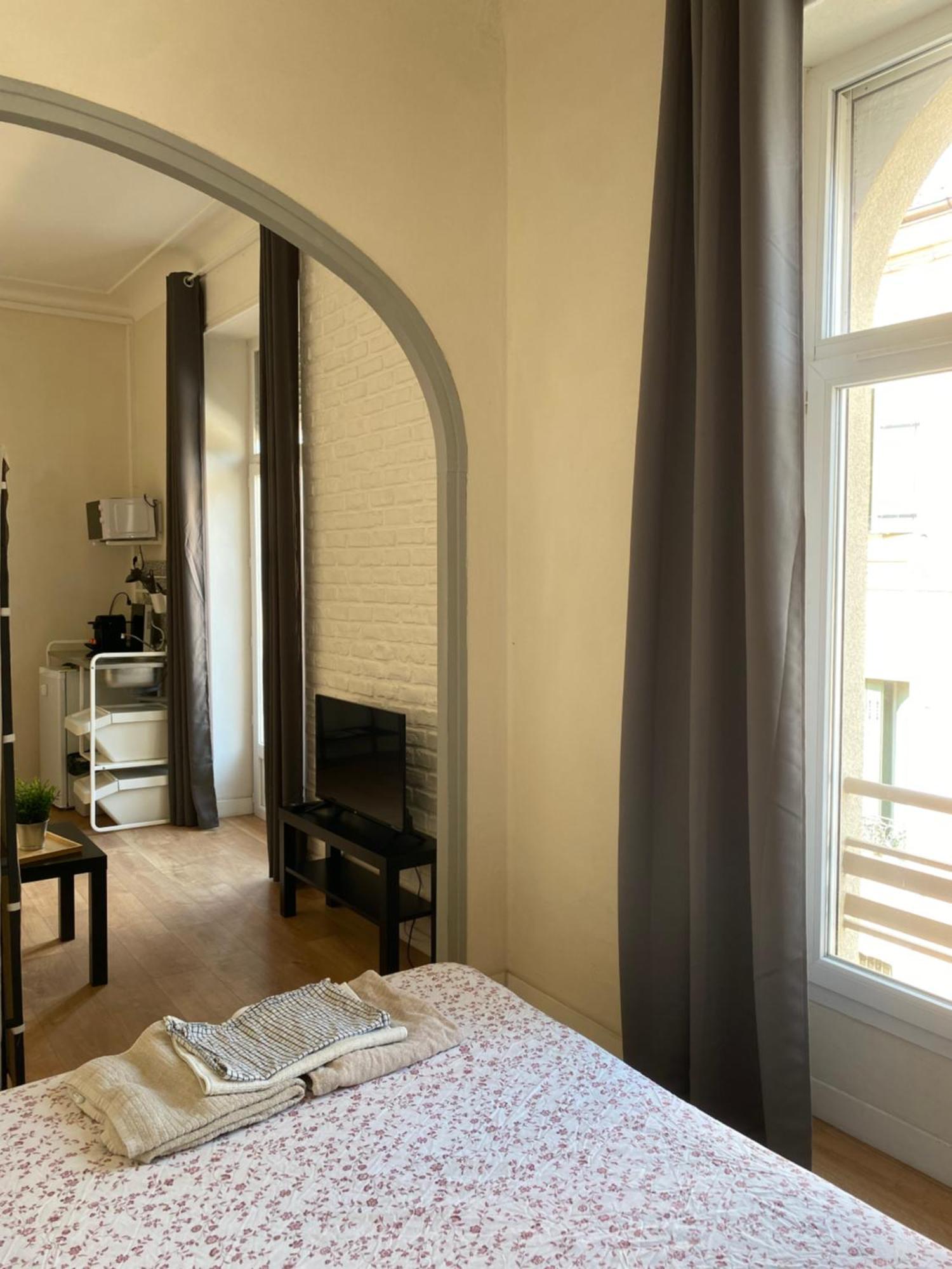 La Maison D'Antonin 2 Nîmes Exterior foto